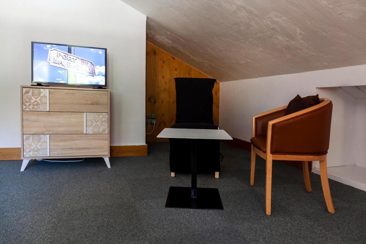 Appartement Le Galetas Des Planards Chamonix Bagian luar foto